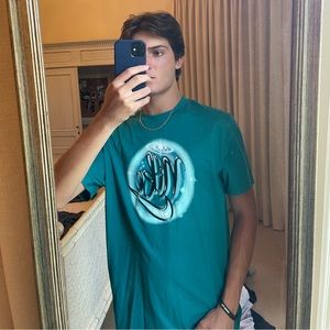 NIKE AIRBRUSH TEE